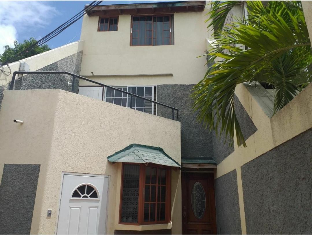 Pearl Of The City New Kingston Luaran gambar